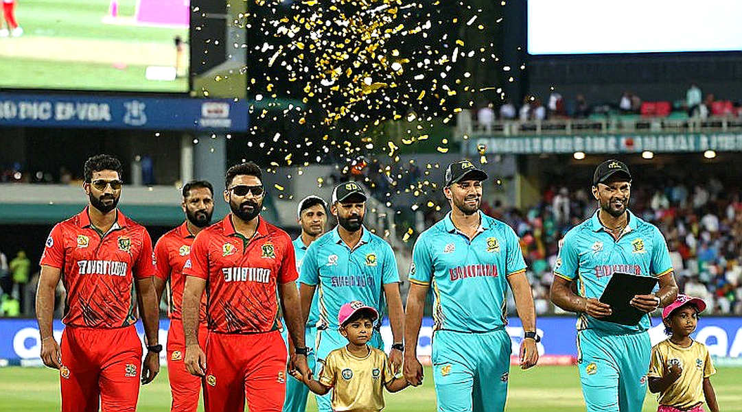 খালি নোটবুকের মর্যাদা: যখন তথ্যপাতা ফাঁকা, তখন ক্রিকেট বিশ্লেষণ কীভাবে সৎ থাকে
