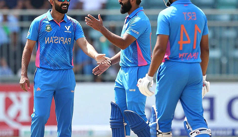 নিলামের রাতে যা ক্যামেরায় ওঠে না: এজেন্টের খাতা, দুই সূত্রের শৃঙ্খলা আর বিপিএলের প্রকৃত দাম