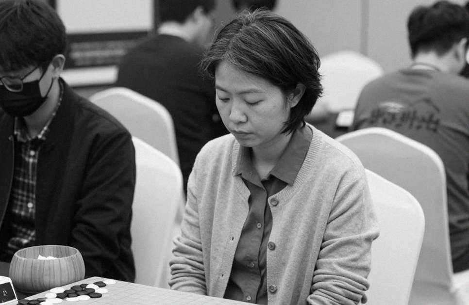 হেডলাইনে সমরকন্দ, ফাইলে প্রাগ: একটি ম্যাগাজিন ইস্যু কীভাবে টুর্নামেন্ট রিপোর্টের মুকুট পরে বসেছে