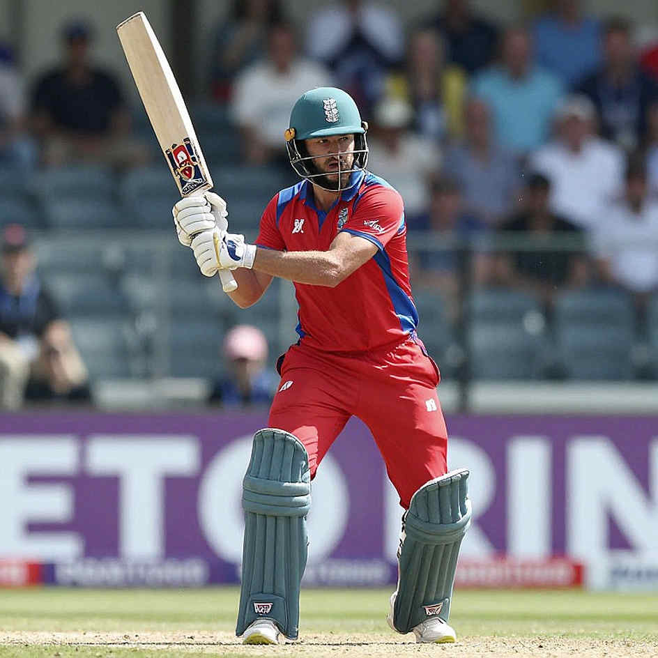 অদৃশ্য খাতা: ব্লকচেইনের খালি পাতা আর ক্রিকেটের না-থাকা ডেটার গর্জন